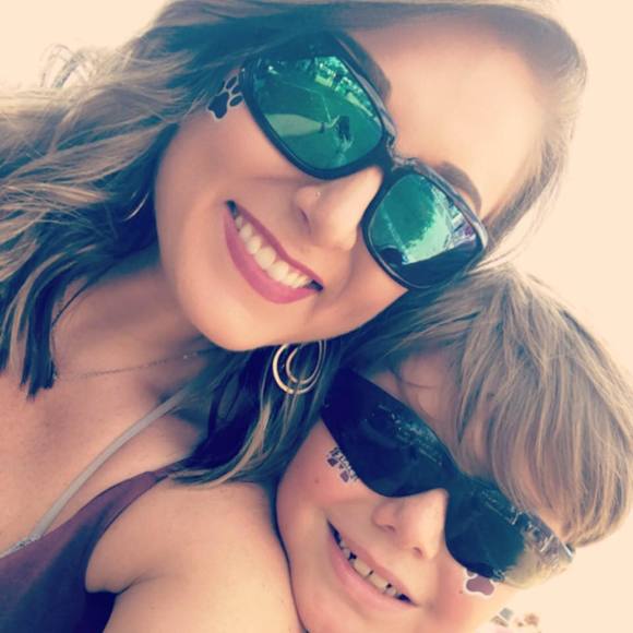 Meet your Posher, Kayci - Picture 1 of 1